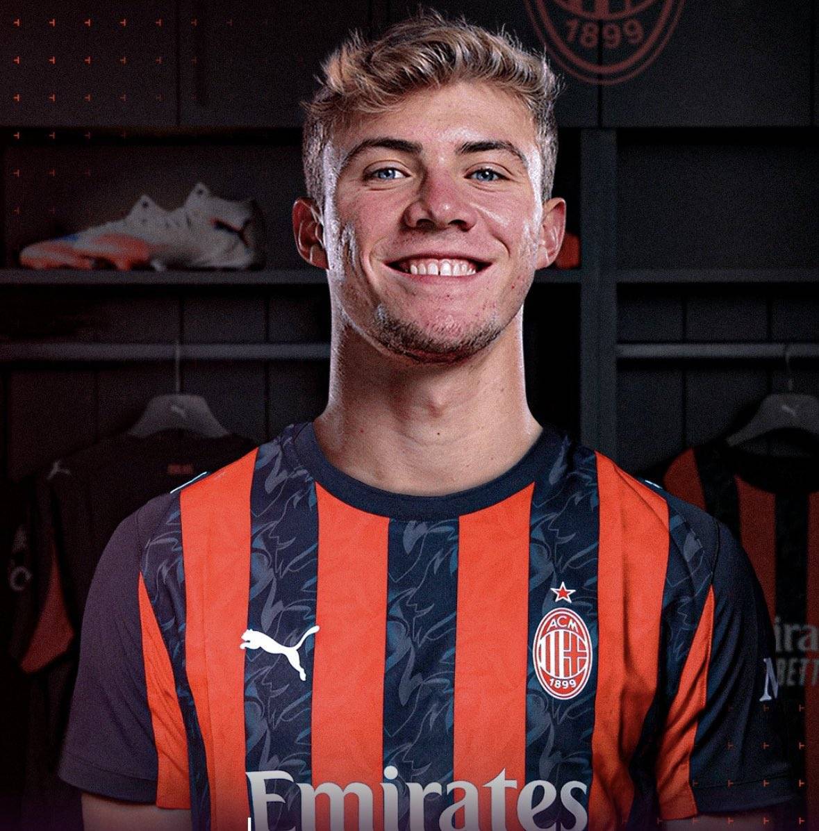 霍伊伦德已同意转会，曼联接近与米兰达成协议！只差买断金额需谈判