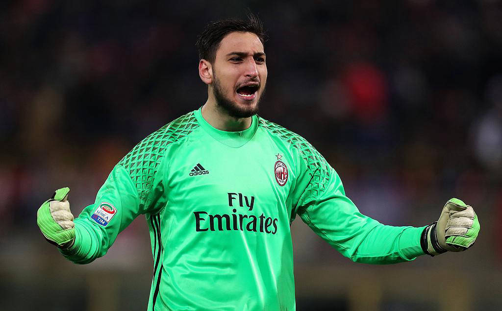 多纳鲁马发文声明离别巴黎：曼联、曼城竞相追逐！